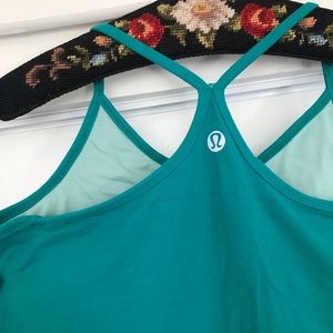 Lululemon yoga top